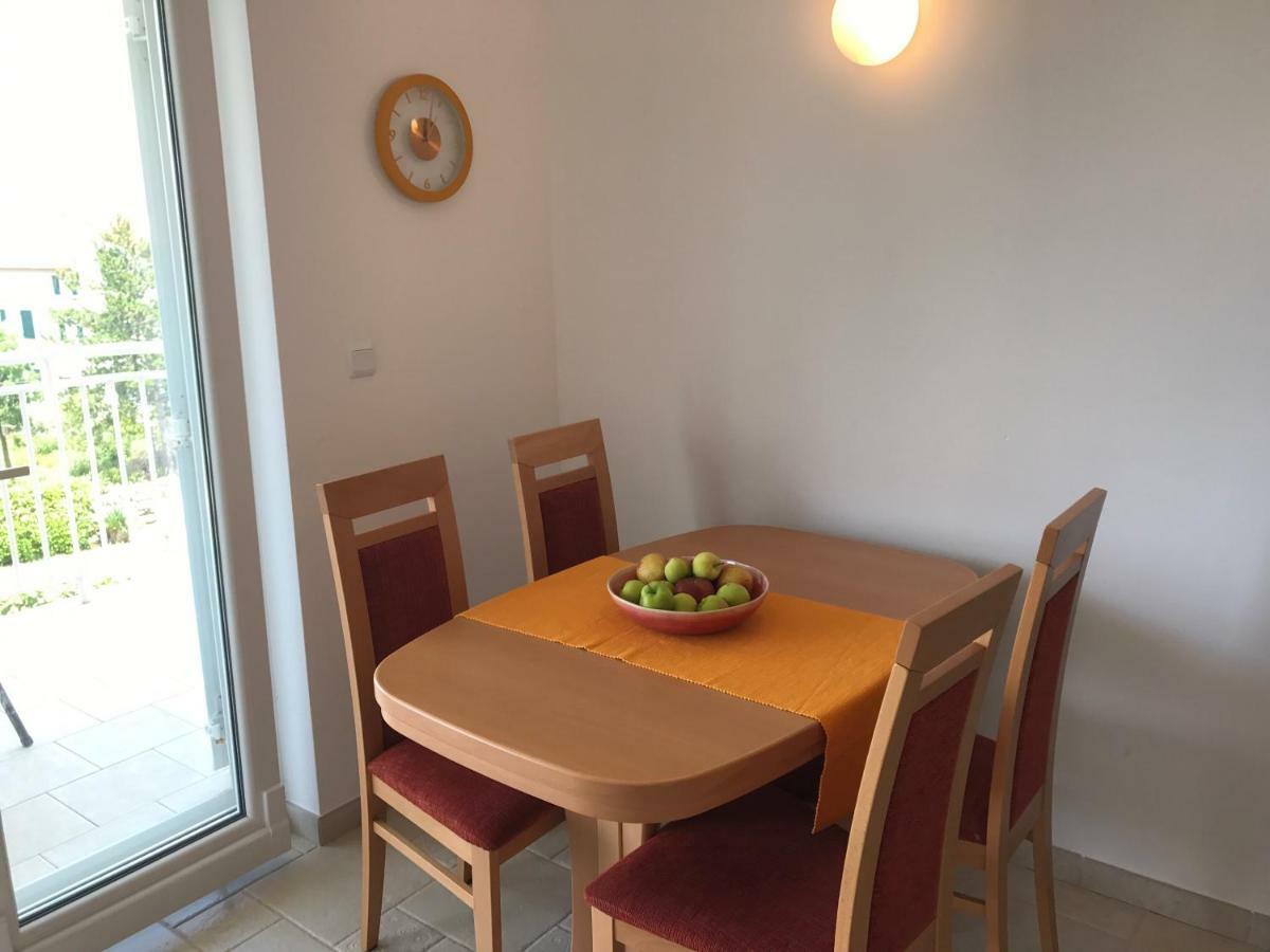 Apartmani Marija Klimno B Eksteriør bilde